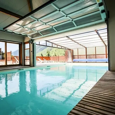 Avec Vue Sur Les Montagnes - Au Calme Et Proche Du Centre