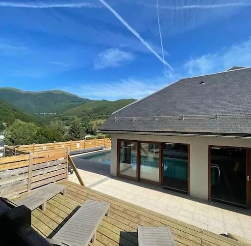 Avec Vue Sur Les Montagnes - Au Calme Et Proche Du Centre