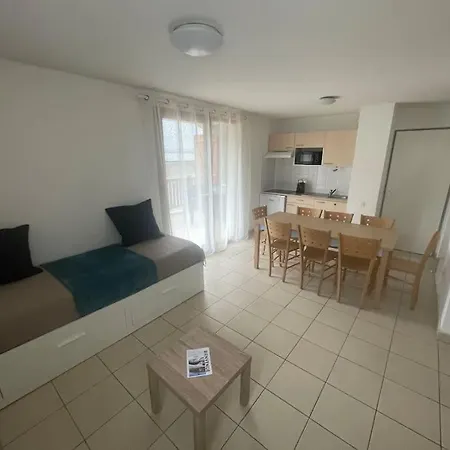 Appartement Avec Vue Sur Les Montagnes - Au Calme Et Proche Du Centre Arreau