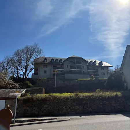 Avec Vue Sur Les Montagnes - Au Calme Et Proche Du Centre * Arreau